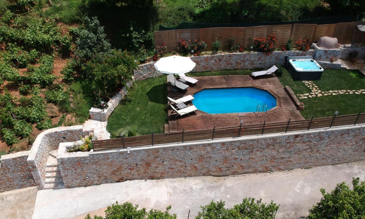 Ampelos Cretan Villa - Private Pool & Heated Ozone Jacuzzi Yerolákkos Екстериор снимка